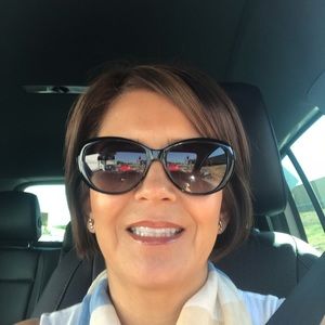 Meet your Posher, Lissette